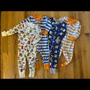 4 pairs of Hanna Pajamas